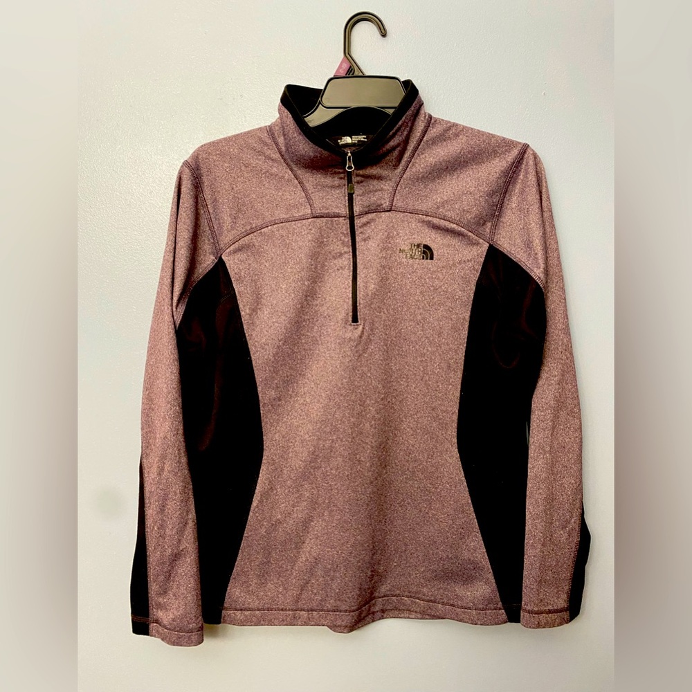 Men’s north face jacket hoodie sweater size Medium